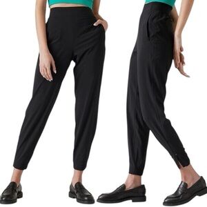 ATHLETA Brooklyn Heights Jogger size 8 Tall in Black